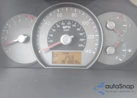 2007 Kia Rondo Lx z USA, uszkodzony, nr VIN KNAFG525077073881